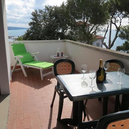 Bellavista Beachfront Apartments Quercianella Kültér fotó